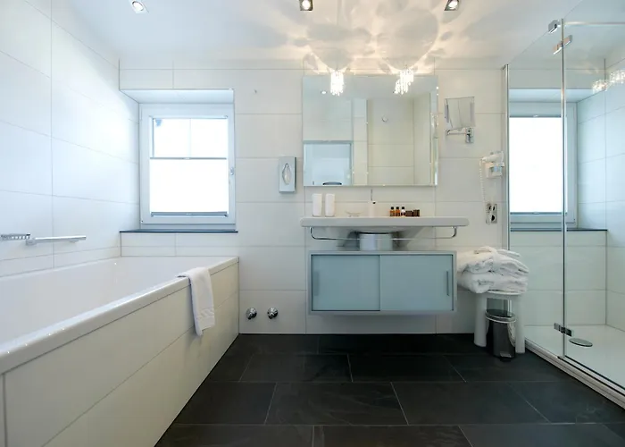 布里吉特酒店 4* 伊施格尔