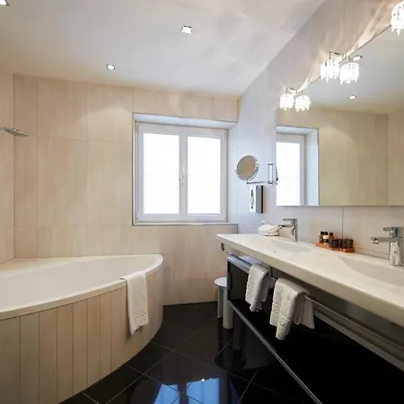 Brigitte Hotel 4*