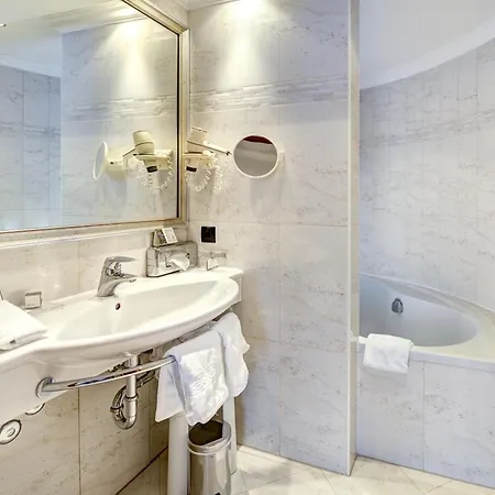 Hotel Brigitte